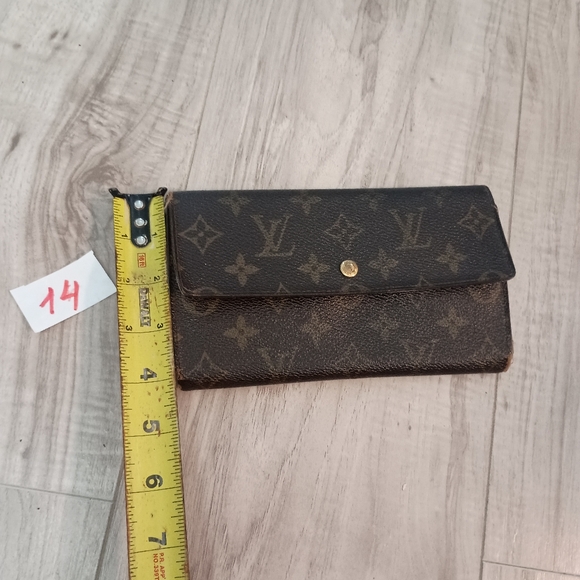 Louis Vuitton Monogram Porte Tresor International Long Trifold Wallet - Picture 16 of 16